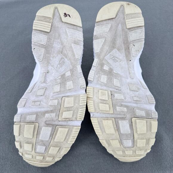 Nike Air Huarache Shoes Youth Size 7Y Gray White Olive Running 654275-012 - Picture 8 of 9